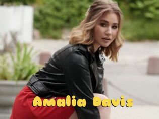 Amalia_Davis