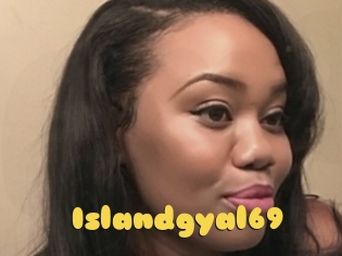 Islandgyal69