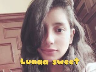 Lunaa_sweet