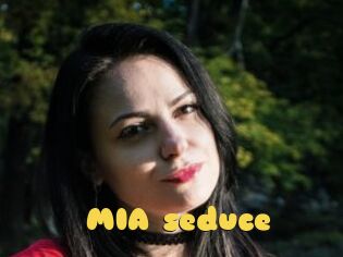 MIA_seduce