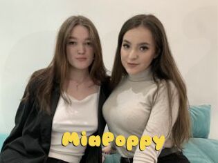 MiaPoppy