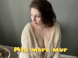 Mia_more_mur