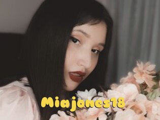 Miajones18