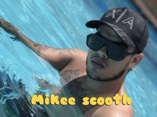 Mikee_scooth
