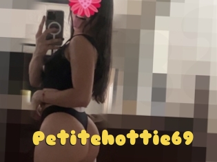 Petitehottie69