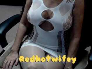 Redhotwifey