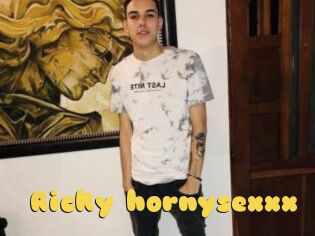 Ricky_hornysexxx