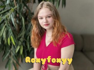 Roxyfoxyy