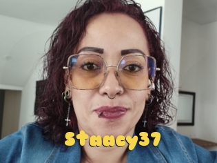 Staacy37